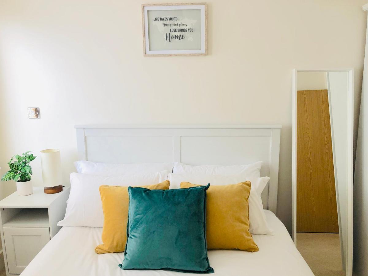 Centre Of Birmingham, 2 Bedroom - Perfect For Families, Group, Or Business Exterior photo